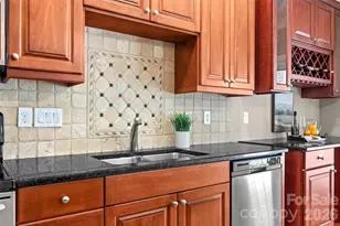 617 Crosswater Ln, Fort Mill, SC 29708 - Photo 17