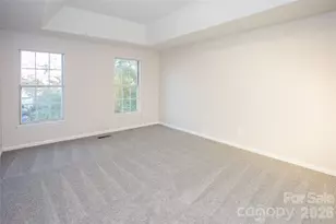 11013 Lystra Ln, Charlotte, NC 28262 - Photo 7