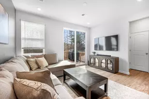 1230 Keydet Dr, Charlotte, NC 28216 - Photo 9