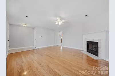 1968 8th Street Lane SE, Hickory, NC 28602 - Photo 9