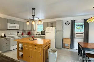 214 Davis Ridge Rd, Banner Elk, NC 28604 - Photo 11