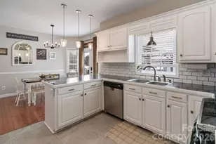 2877 Cabin Creek Dr, Catawba, NC 28609 - Photo 13