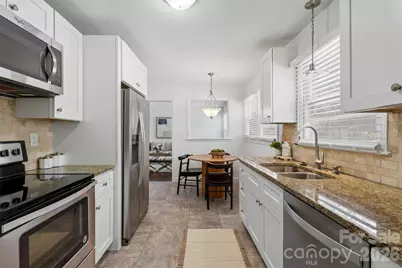 4401 Somerdale Lane, Charlotte, NC 28205 - Photo 5