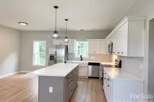 1186 Merribrook Ln, Lancaster, SC 29720 - Photo 7