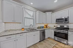 43 Burlington Ln, Fletcher, NC 28732 - Photo 9