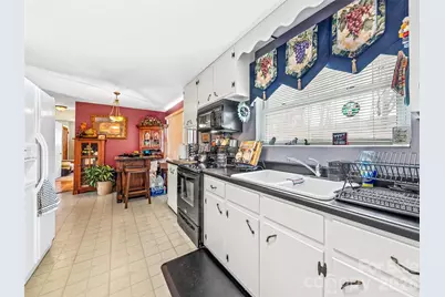 46 Sunny Acres Drive, Etowah, NC 28729 - Photo 11