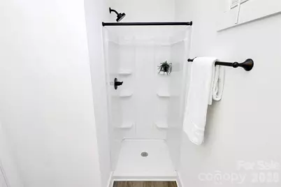 1114 Ivan Drive, Charlotte, NC 28216 - Photo 9