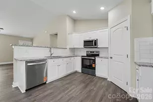 336 Pinecrest St, Salisbury, NC 28147 - Photo 13