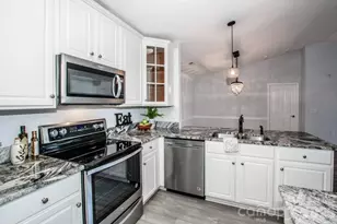 17151 Doe Valley Ct, Cornelius, NC 28031 - Photo 5