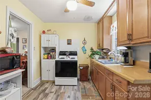 3115 Mathis Dr, Charlotte, NC 28208 - Photo 17