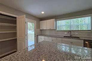 931 E Front St, Statesville, NC 28677 - Photo 5