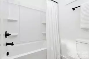 3436 Brookshire Blvd, Charlotte, NC 28216 - Photo 29