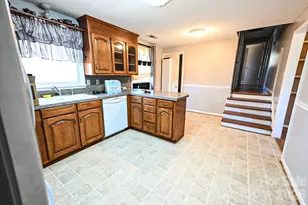 1113 Pecan St, Conover, NC 28613 - Photo 5