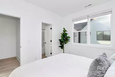 3432 Brookshire Boulevard, Charlotte, NC 28216 - Photo 27