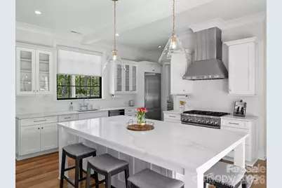 814 Bertonley Avenue, Charlotte, NC 28211 - Photo 5