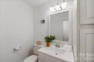 7201 Terrace Dr, Charlotte, NC 28211 - Photo 45