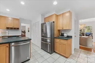 7201 Terrace Dr, Charlotte, NC 28211 - Photo 9