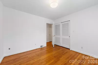 7201 Terrace Drive, Charlotte, NC 28211 - Photo 33