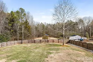 8446 Clear Meadow Ln, Charlotte, NC 28227 - Photo 19