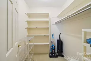 104 Finley St, Hendersonville, NC 28739 - Photo 15