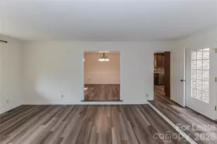 2630 Fernbank Dr, Charlotte, NC 28226 - Photo 5