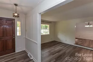 2630 Fernbank Dr, Charlotte, NC 28226 - Photo 3