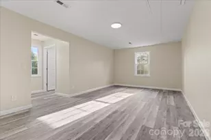 32 Roddy St, Cheraw, SC 29520 - Photo 15