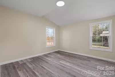 32 Roddy Street, Cheraw, SC 29520 - Photo 9