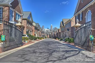 1244 Dilworth Crescent Row, Charlotte, NC 28203 - Photo 41