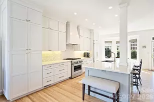 1244 Dilworth Crescent Row, Charlotte, NC 28203 - Photo 11