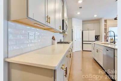 6415 Barcelona Way, Charlotte, NC 28214 - Photo 7