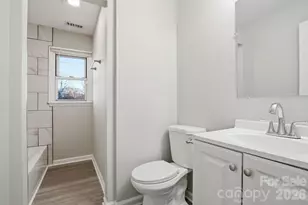 3701 Shoup Ct, Charlotte, NC 28216 - Photo 7