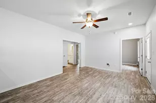 138 Lone Eagle Ln, Hendersonville, NC 28739 - Photo 11