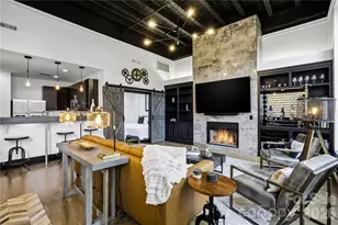 127 N Tryon St, Charlotte, NC 28202 - Photo 3