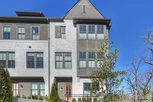 2428 Runnymede Ln, Charlotte, NC 28209 - Photo 3