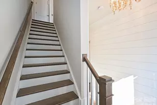 2428 Runnymede Ln, Charlotte, NC 28209 - Photo 9