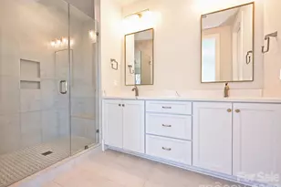 2428 Runnymede Ln, Charlotte, NC 28209 - Photo 33