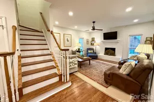 1049 Peachtree Ln, Fort Mill, SC 29715 - Photo 9