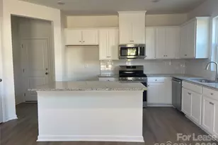 5007 Falstone Dr, Charlotte, NC 28269 - Photo 5