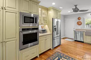 429 Crowfields Dr, Asheville, NC 28803 - Photo 13