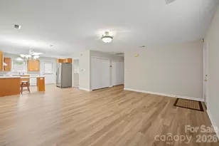 505 2nd St Pl NE, Conover, NC 28613 - Photo 9