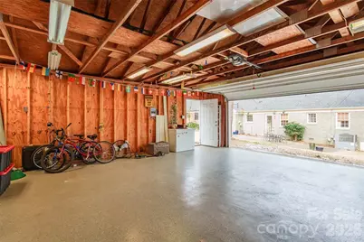 3728 Stonehaven Drive, Charlotte, NC 28215 - Photo 25