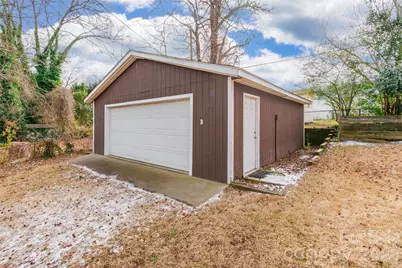 3728 Stonehaven Drive, Charlotte, NC 28215 - Photo 23