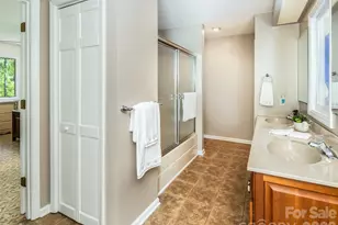 363 Rickel Dr, Hendersonville, NC 28739 - Photo 25