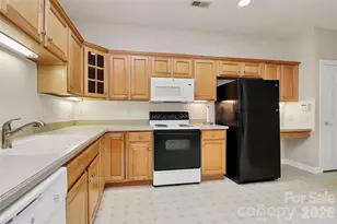 8684 Windsor Ridge Dr, Charlotte, NC 28277 - Photo 23