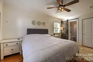 2631 Vail Ave, Charlotte, NC 28207 - Photo 5