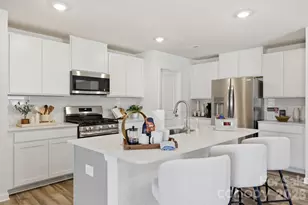 286 W 18th St, Kannapolis, NC 28081 - Photo 19