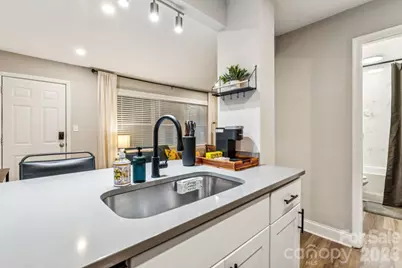 2000 Patio Court #119, Charlotte, NC 28205 - Photo 9