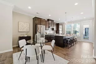 604 Tudor Park Way, Charlotte, NC 28211 - Photo 7