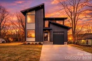 211 Ruby Ave, Black Mountain, NC 28711 - Photo 1